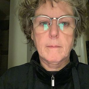 Meet your Posher, Angela